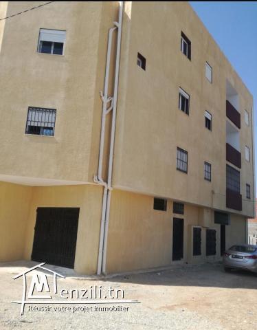 Immeuble 13 appartement bon investissement