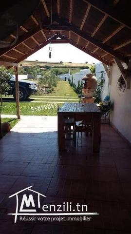 belle maison à vendre sur terrain 2431 m2