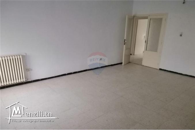 Vente Appartement S+3 centre ville Ariana