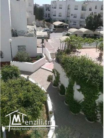 appartement a cité enassr 2 coté  école slim school.