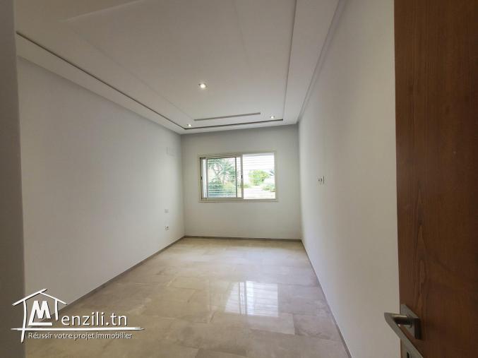 A vendre spacieux appartement S+2 à Hergla