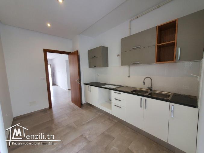 A vendre spacieux appartement S+2 à Hergla