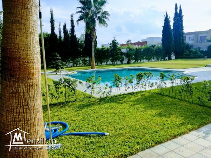 A louer un Loft avec piscine commune