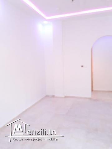 une maison  à agba jamais habitée