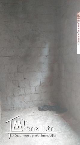 un triplex inachevée à jardin d’el menzah 2