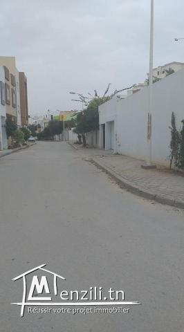 un triplex inachevée à jardin d’el menzah 2