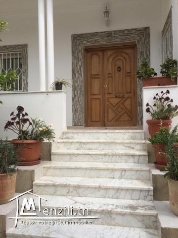 VILLA à vendre pour un acheteur sérieux