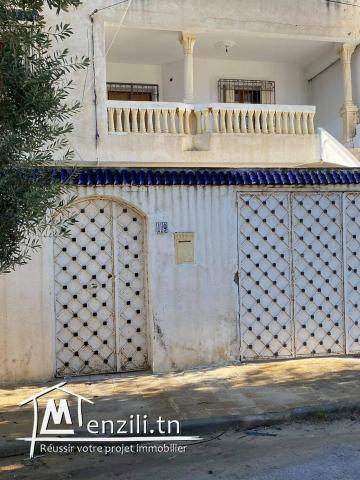 Jolie villa composée de deux étages séparés à ennkhilette