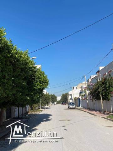 Jolie villa composée de deux étages séparés à ennkhilette