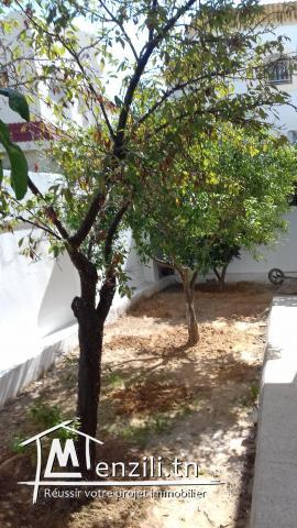 Villa à SFAX route Soukra proche uiversités jardin 370 m2