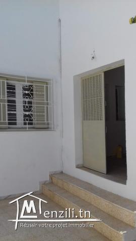 Villa à SFAX route Soukra proche uiversités jardin 370 m2
