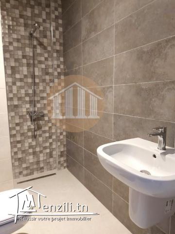 A LOUER- Bureau H+1 sis à Hammam lif