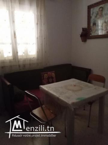 Appartement meublé à 450