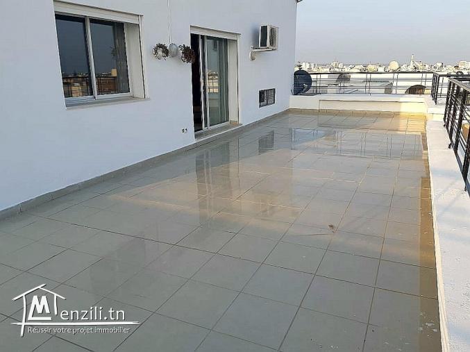 Opportunité à ne pas rater.appartement 210m vue mer a neapolis