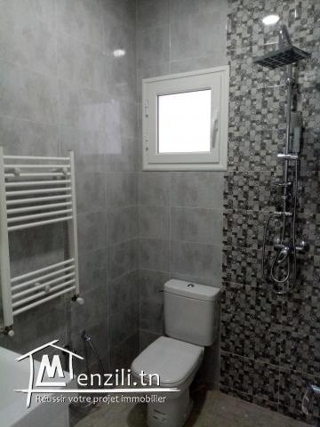 À louer sur avenue principale khereddine