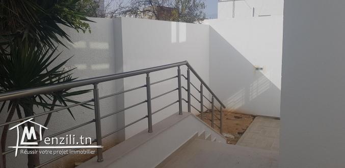 UN BEL APPARTEMENT S+2 A VENDRE AU REZ DE CHAUSSE D'UNE MAGNIFIQUE RÉSIDENCE A MONASTIR