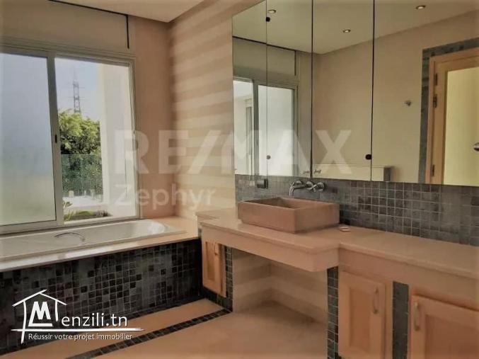 A LOUER UNE VILLA AVEC PISCINE AUX JDC