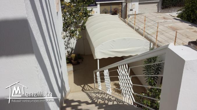 A vendre 2 villas indépendantes très bon standing à Bhar Lazreg