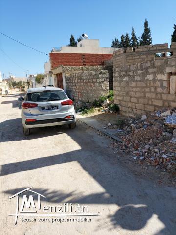 Terrain a ksour essef de 352 m2 en Face mosque' errahma 