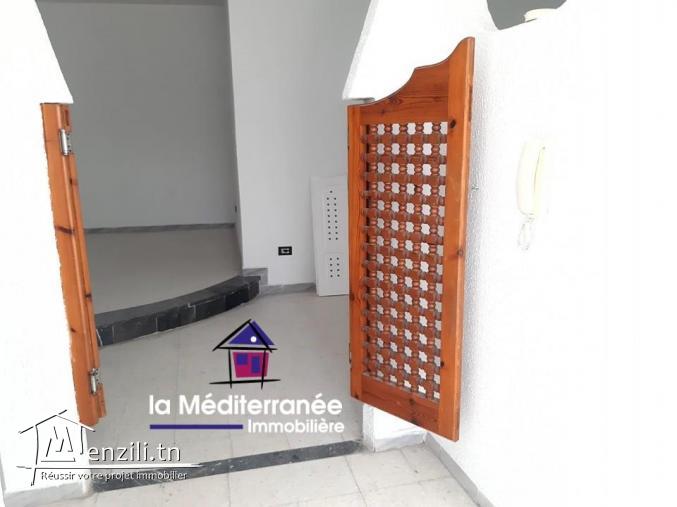 étage de villa s2 à Radés