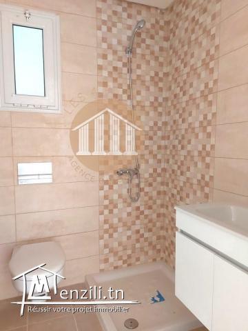 A louer un S3 sis a Boumhel