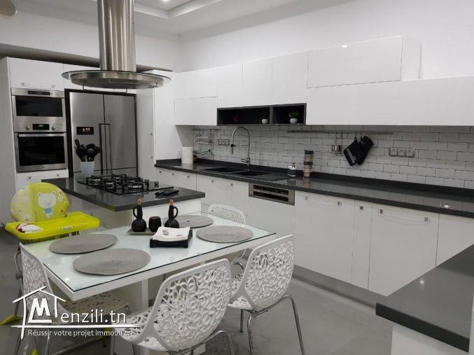 A vendre magnifique villa jumelée à Khezama