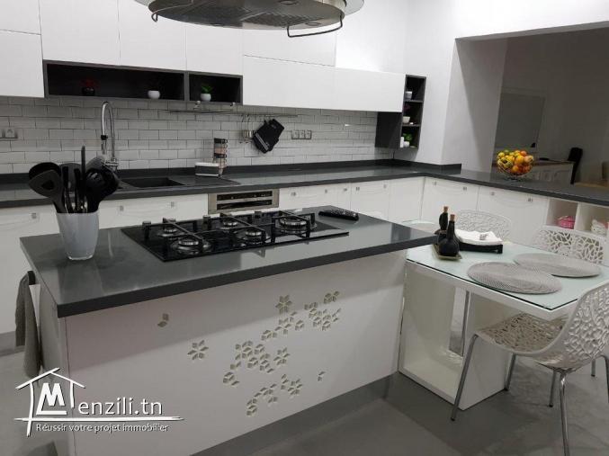 A vendre magnifique villa jumelée à Khezama