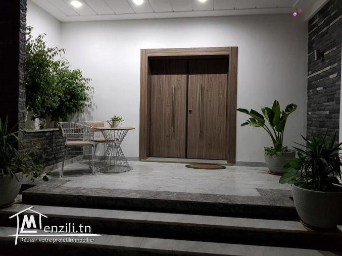 A vendre magnifique villa jumelée à Khezama
