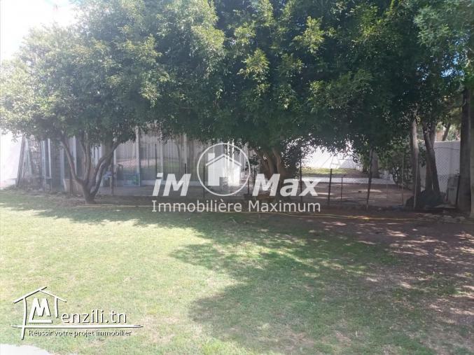 Ancienne villa à Carthage présidence à vendre