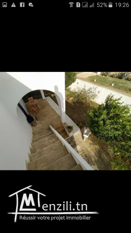 maison confortable avec grand jardin