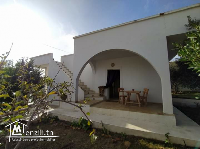 maison confortable avec grand jardin