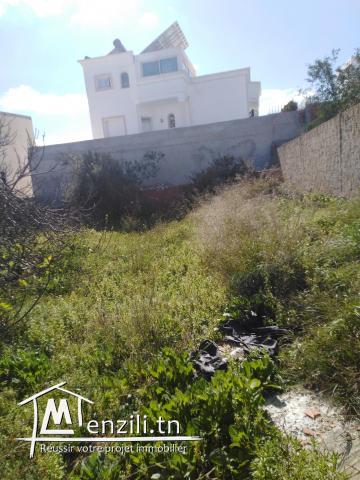 A vendre terrain de 348 m2 