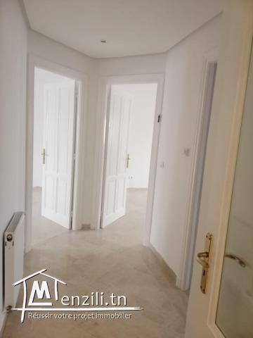 A vendre S+3 à cité lwahat