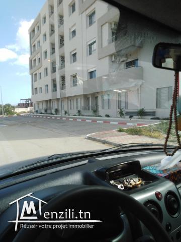 للبيع قطعة ارض مساحتها 450 متر مربع 