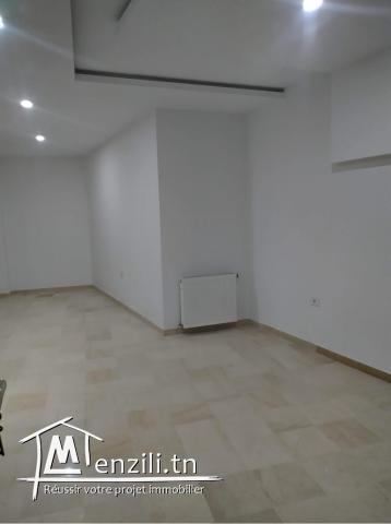 A louer un bel appartement à la marsa.cité erriadh