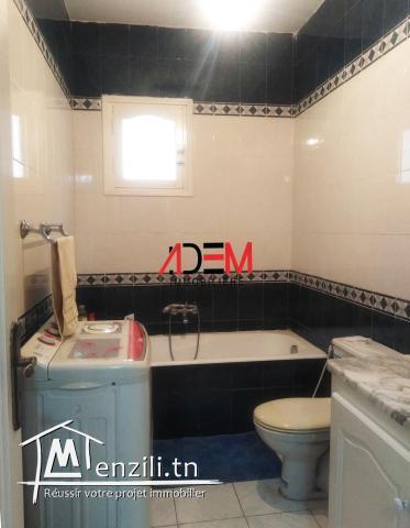 Villa érigée sur trois niveaux  dans un emplacement stratégique, et commercial