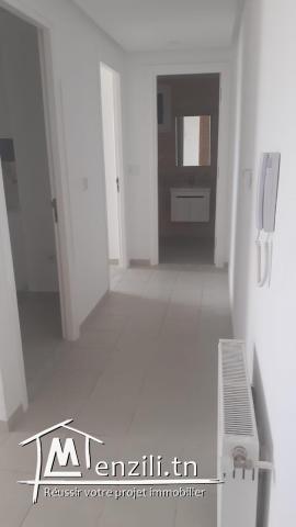 A 10 min a pied du pole technologique