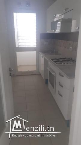 A 10 min a pied du pole technologique