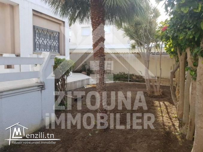 A louer une villa S+7 à cité des juges La Marsa