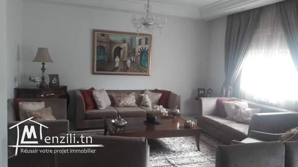 Bel appartement S+3 cité ennaser 1