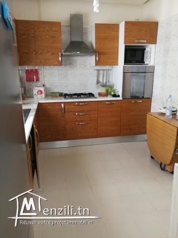 Bel appartement S+3 cité ennaser 1