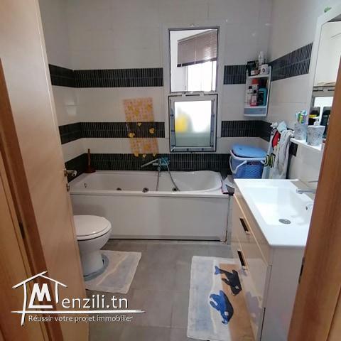 Appartement S+3 à cité el wahat