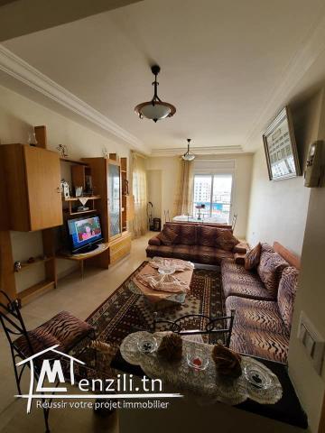 A vendre un appartement S+3 à cité el wahat