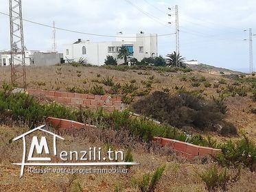 Terrain près de la plage El Haouaria 