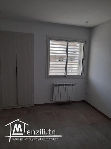 S+1 de 65m² avec ppkg à Ennasr 2