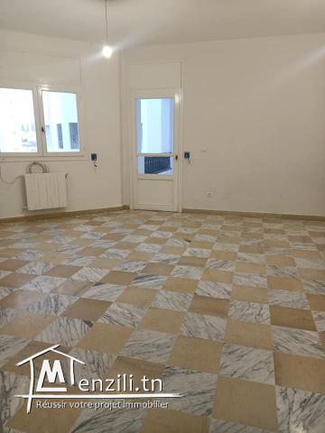 S+3 spacieux , propre et proche des commodités