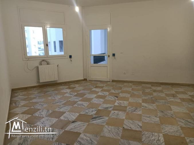 S+3 spacieux , propre et proche des commodités