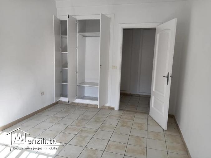 1 400 DT Spacieux S+4 proche de l'école la fontaine