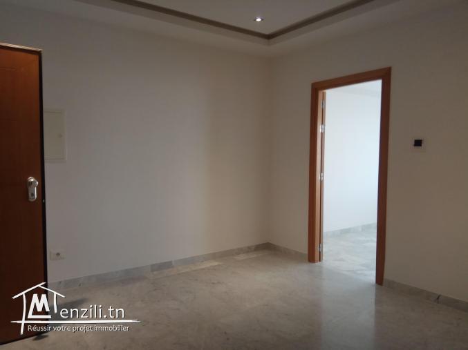 850 DT Bureau S+1 Tout Neuf à Cité Fawez