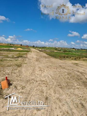 أراضي على لبحر طول في منزل حر